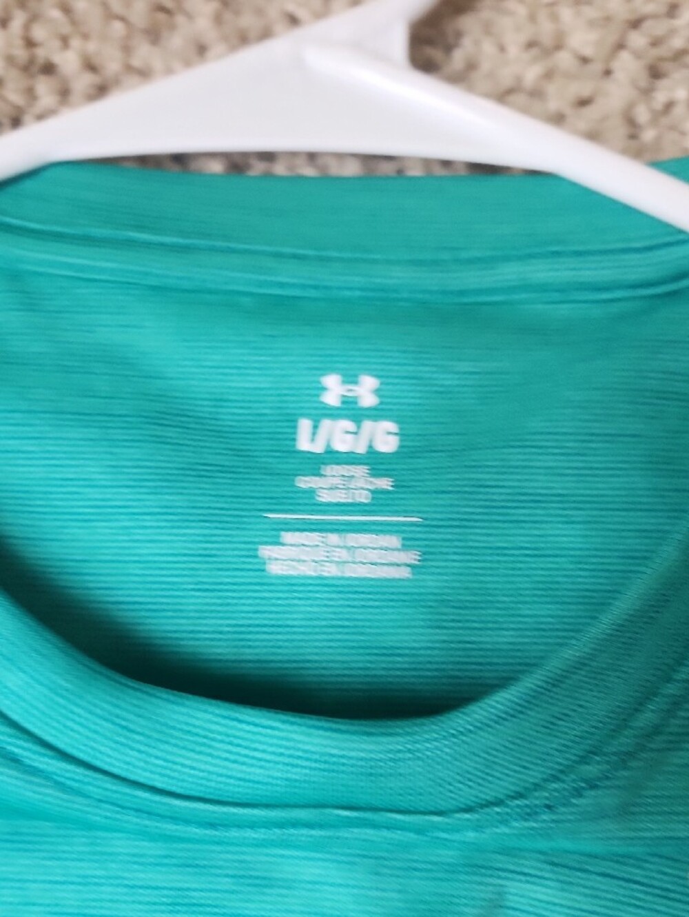 Under Armour Womens Short Sleeve Tees - Green, Dark Green, Blue - Picture 3 of 4